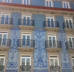 Building - House - Azulejos - Blue - Porto