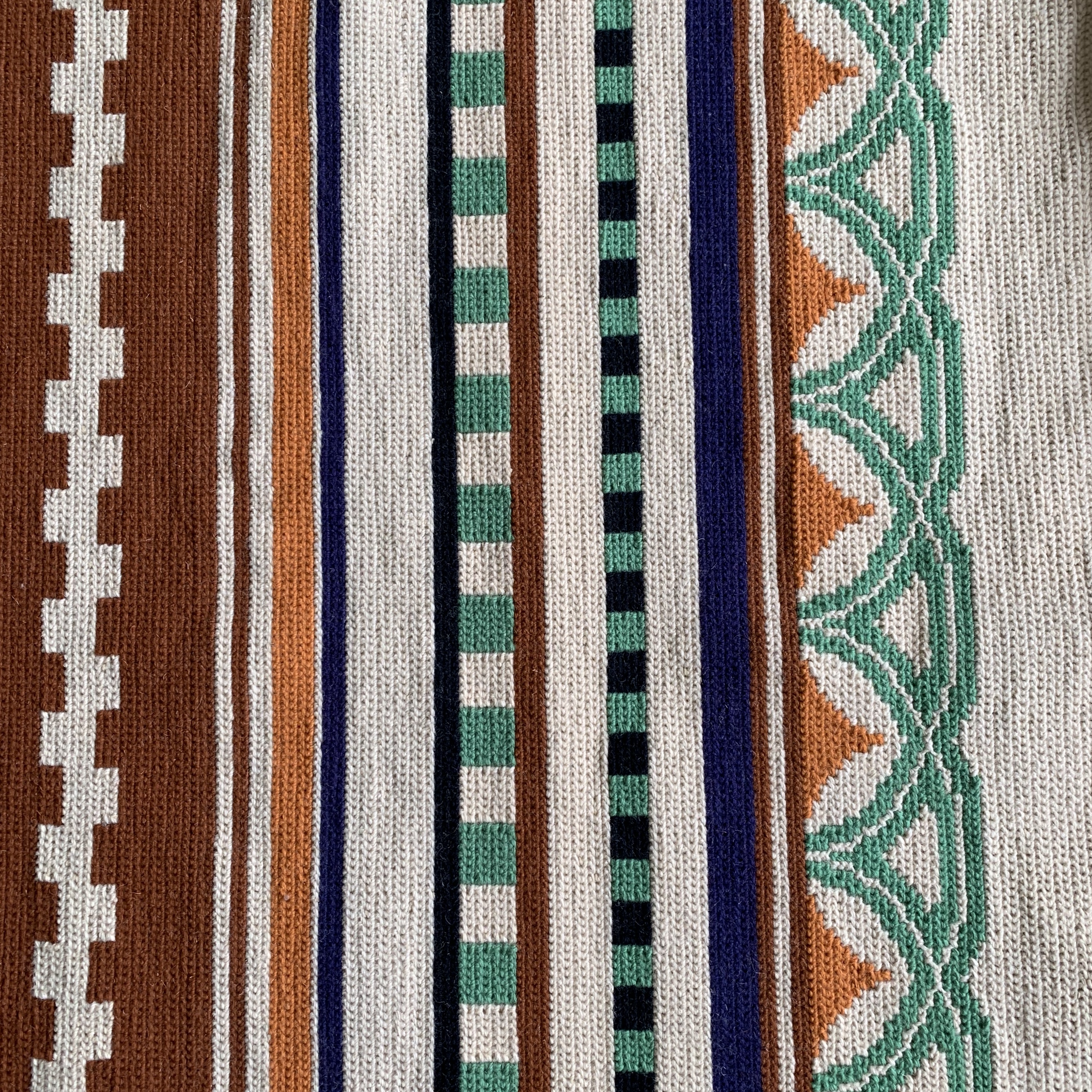 AnahoryAlmeida - Célia Lobo - Interior - Design - Tapestry - Tapisseria - Tapeçaria - Arraiolos - Alentejo - Interior Design - Decor - Home - Decoração - Wallpaper - Papel de parede - Papier-peint - Tissus - Textile - Tecido - Colors - Design - Cores - Print Design - Textile Design - Têxtil Design - Estampados - Pattern - Imprimés - Artesanato - Handcraft - Artisanat - Handmade - Feito à mão - Fait main - Made in Portugal - Feito em Portugal - Luxe