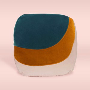 Rouge Absolu - Célia Lobo - Interior - Design - Interior Design - Decor - Home - Decoração - Wallpaper - Papel de parede - Papier-peint - Pop - Colors - Design - Cores - Print Design - Textile Design - Têxtil Design - Estampados - Pattern - Imprimés - Cushions - Coussins - Almofadas - Luxe