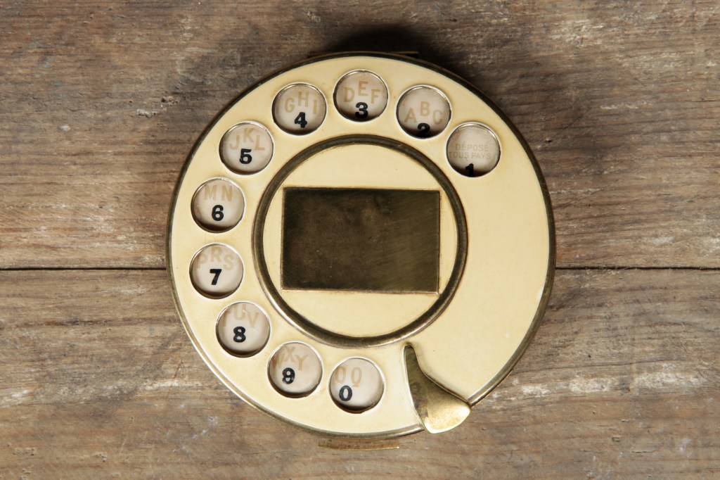 Elsa Schiaparelli - Poudrier - Salvador Dali