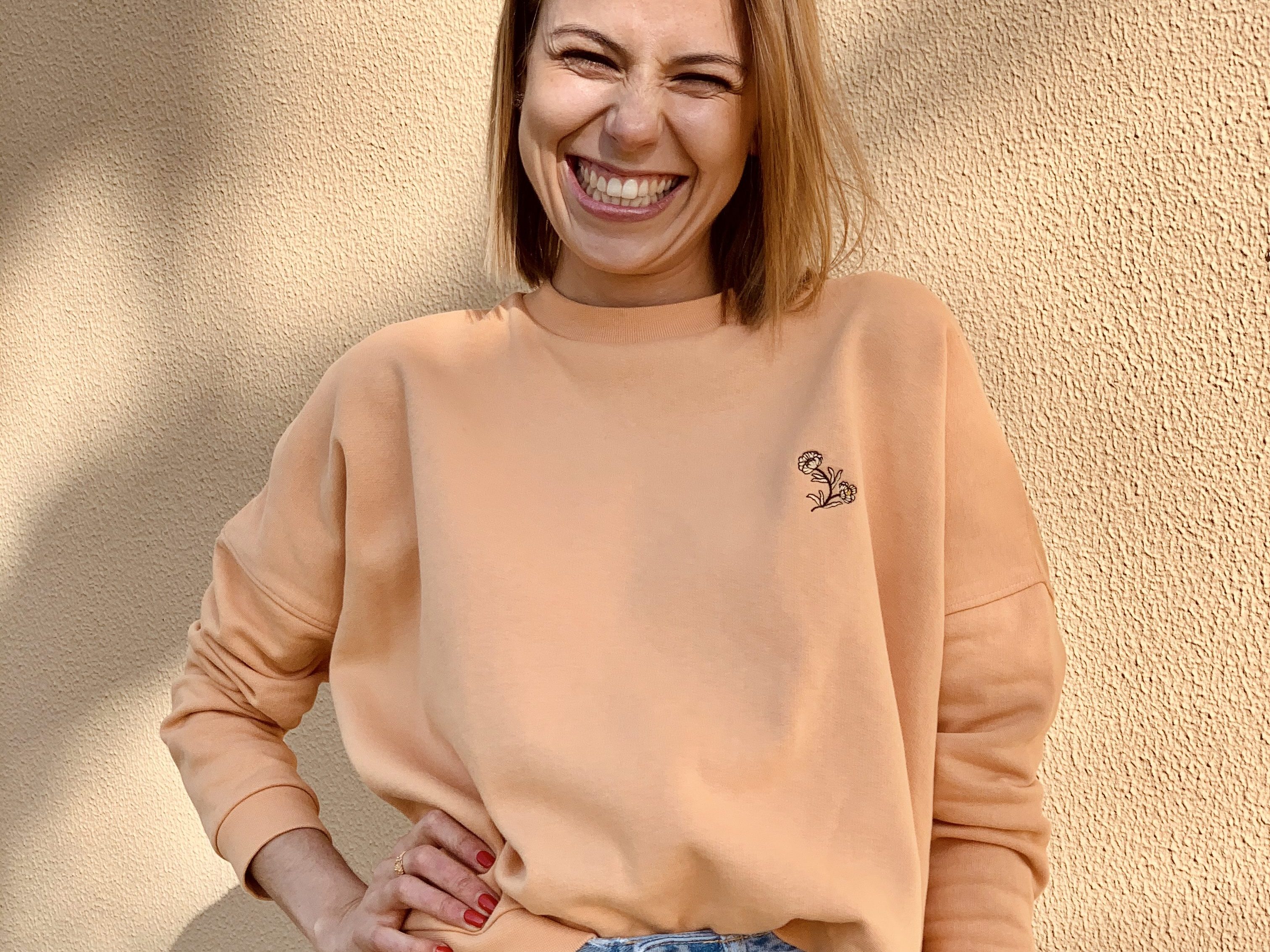 Célia Lobo - Sweat FLOR Warm Sand - 100% Organic Cotton