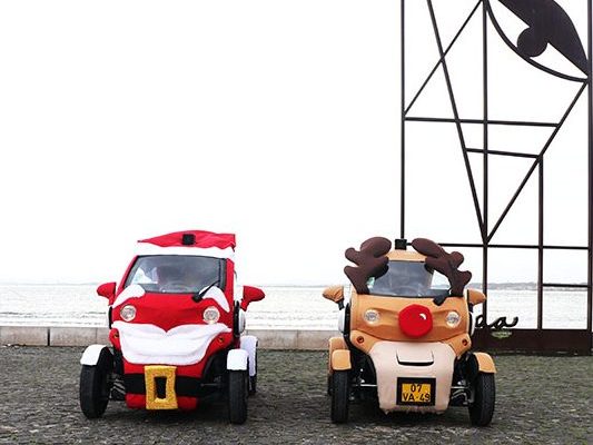 Live Electric Tours - Célia Lobo - Cars - Twizy - Christmas - Santa Claus - Santa - Reindeer - Deer - Lisboa - Lisbon